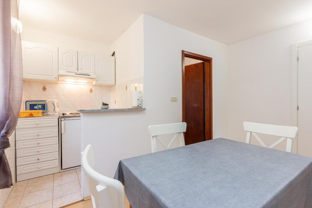 Apartments Marin With Sea View Baška Zewnętrze zdjęcie