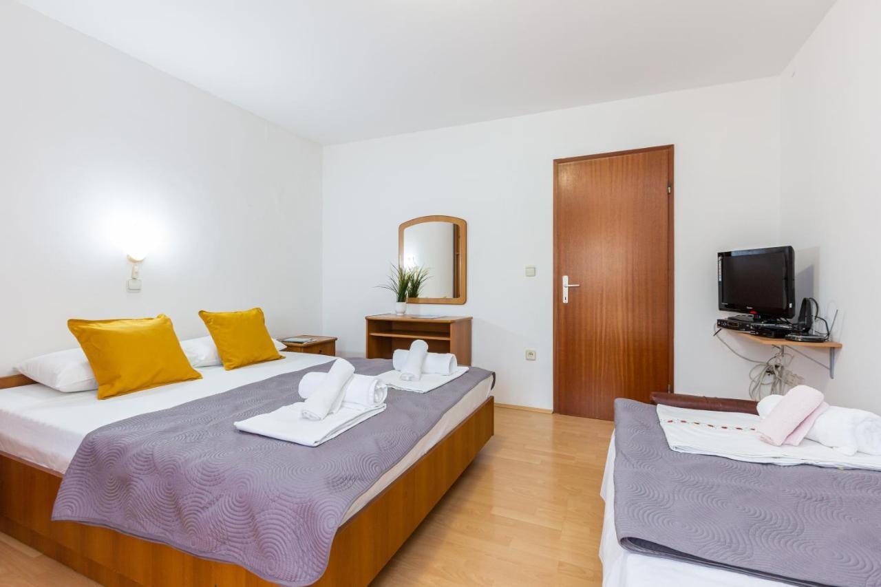 Apartments Marin With Sea View Baška Zewnętrze zdjęcie