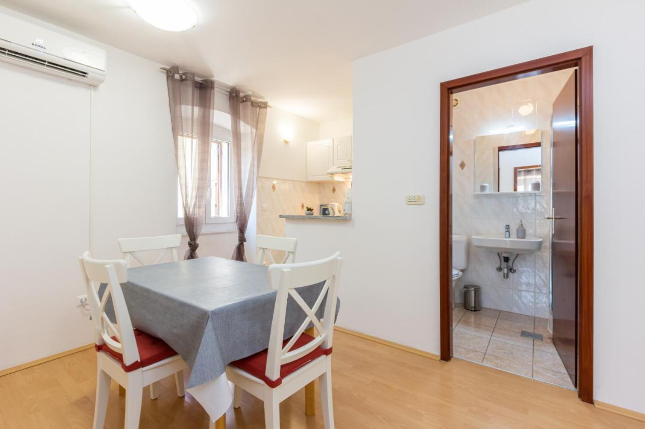 Apartments Marin With Sea View Baška Zewnętrze zdjęcie